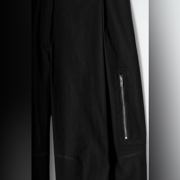 COS UTILITY BARREL-LEG CARGO PANTS - Picture 2 of 6